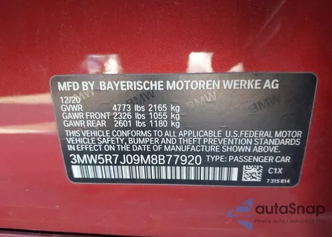 2021 BMW 330I xDrive z USA, uszkodzony, nr VIN 3MW5R7J09M8B77920